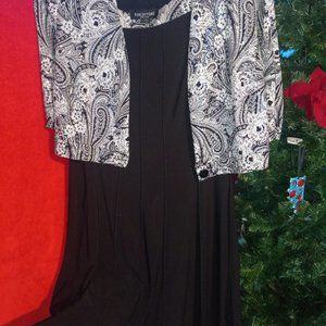 Ladies Size 10 Blk and white dress with mini coat.